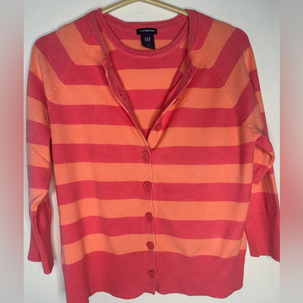 GAP Shades of Pink Sweater Set. Size: M